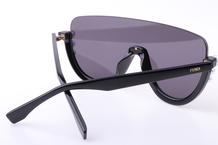 FF0296S Sunglasses In Black