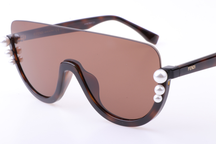 FF0296S Sunglasses In Tortoise