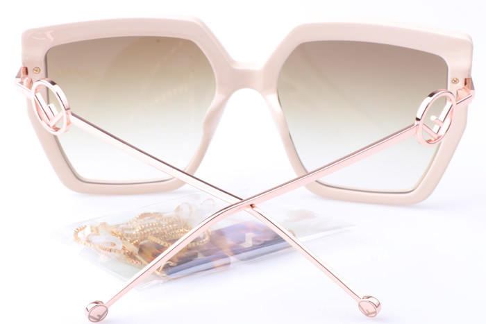 FF0410S Sunglasses In White Gold