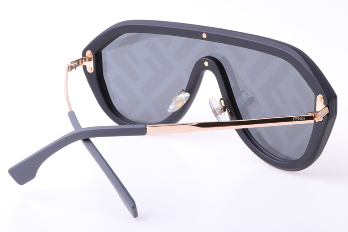 FF M0039 Sunglasses In Gold Black Grey