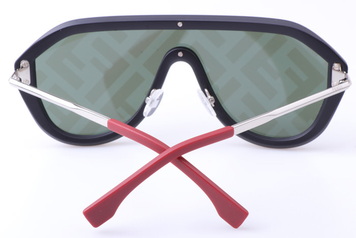 FF M0039 Sunglasses In Silver Red
