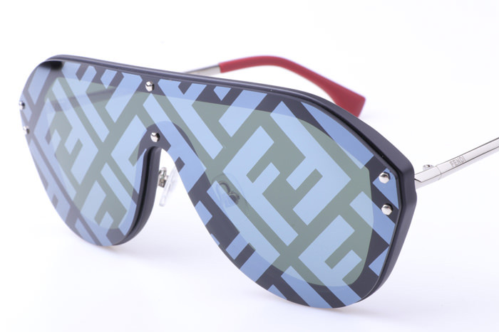 FF M0039 Sunglasses In Silver Red