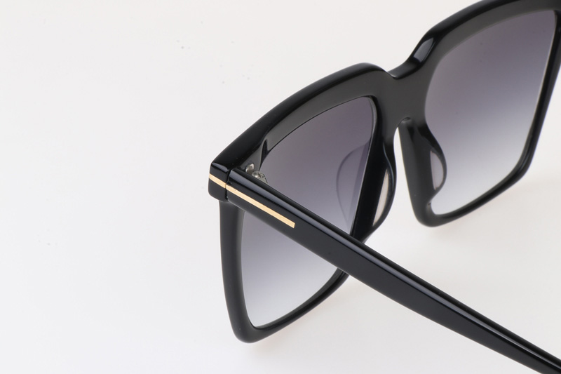 FT0764 Sunglasses In Black Gradient Grey