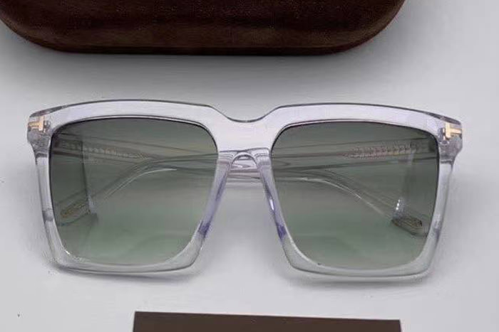 FT0764 Sunglasses In Transparent