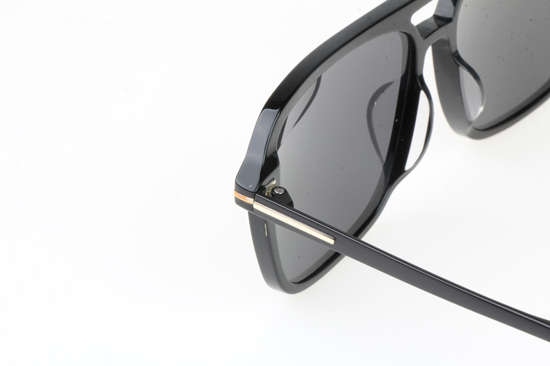 FT0910 Sunglasses In Black Gold