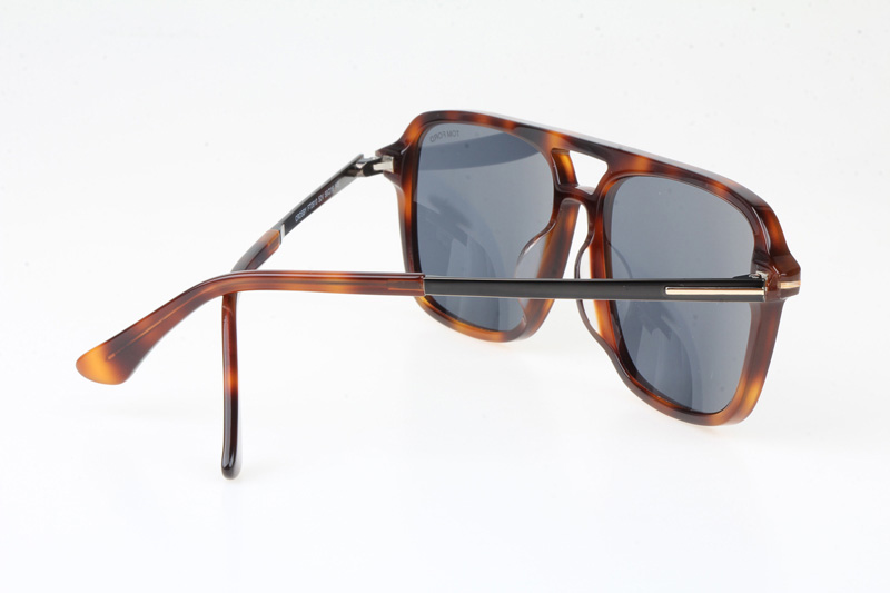 FT0910 Sunglasses In Tortoise Grey