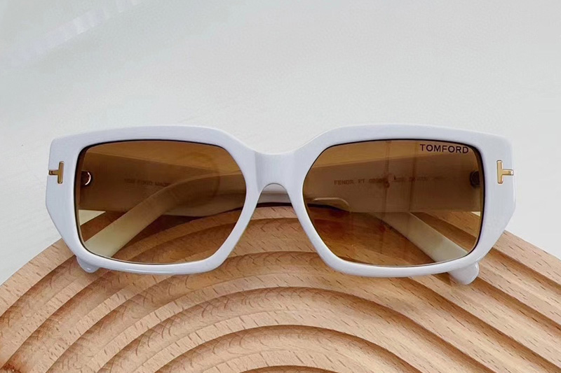 FT0989S Sunglasses In White Gradient Brown