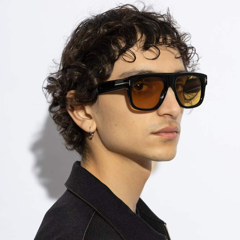 FT1201 Sunglasses Black Light Brown