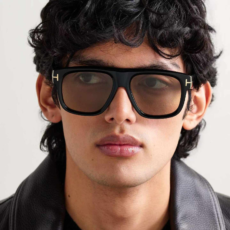 FT1201 Sunglasses Black Light Brown