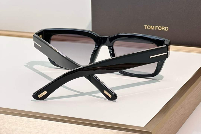 FT1203 Sunglasses Black Gradient Gray