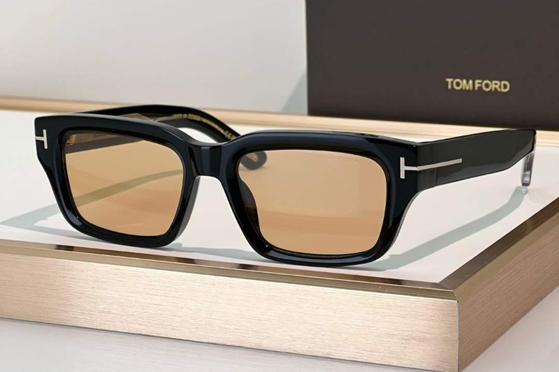 FT1203 Sunglasses Black Light Brown