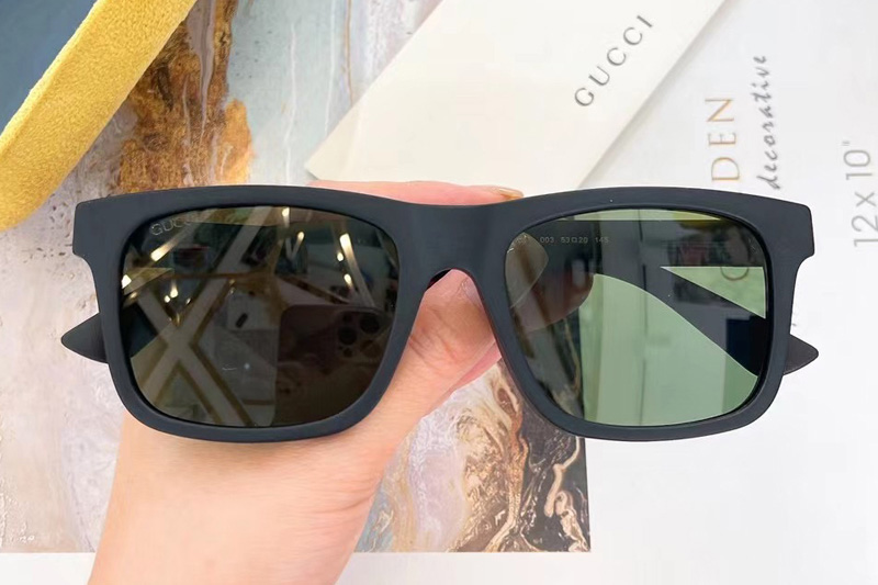 GG0008S Sunglasses In Matte Black Green