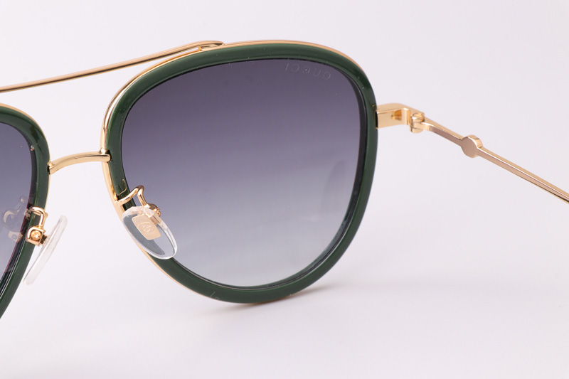 GG0062S Sunglasses Green Gold Gradient Gray