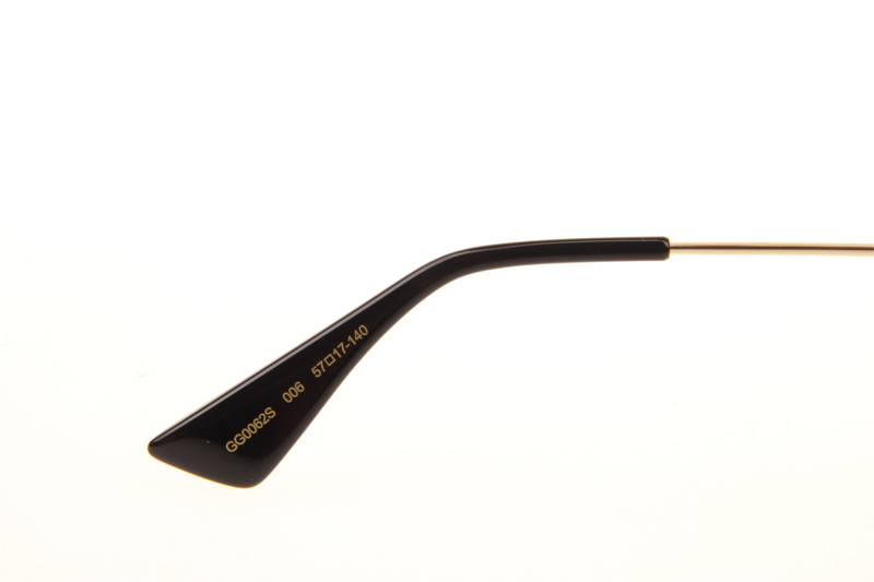 GG0062S Sunglasses In Black Gradient Grey