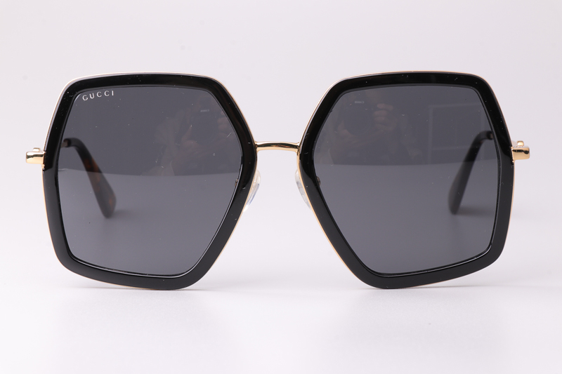 GG0106S Sunglasses Black Gold Gray