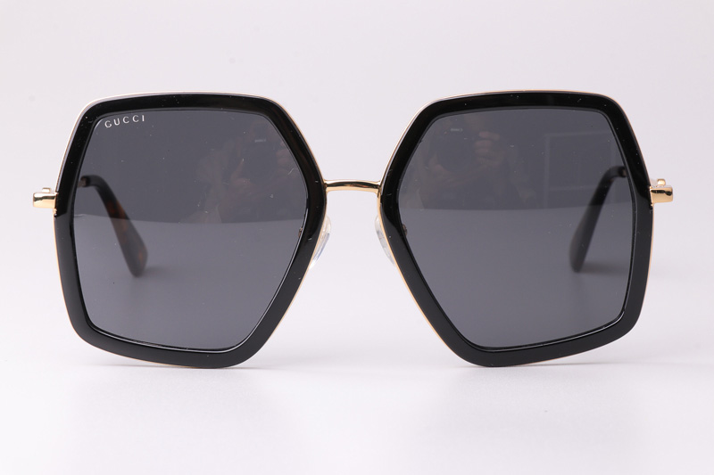 GG0106S Sunglasses Black Gold Gray