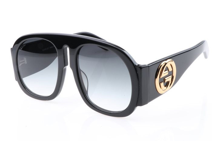 GG0152S Sunglasses In Black Gradient Grey