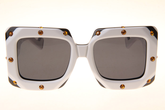 GG0481S Sunglasses In White Grey