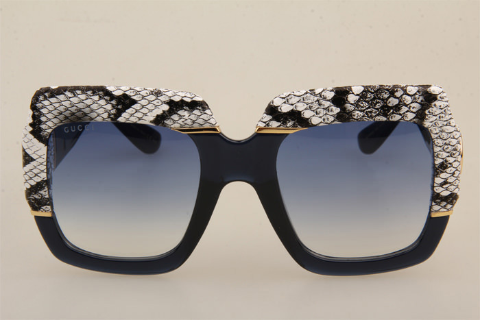 GG0484S Sunglasses In White Black Gradient Blue