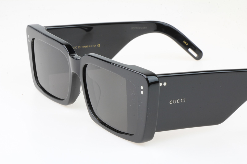 GG0543S Sunglasses In Black