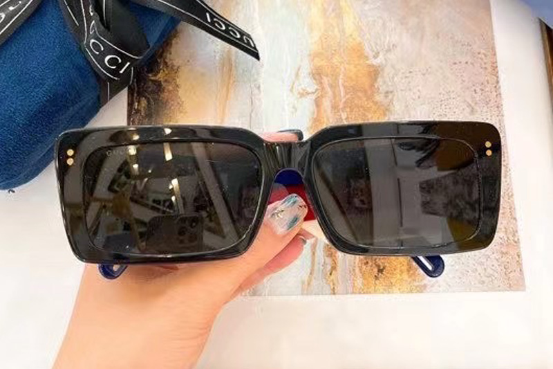 GG0543S Sunglasses In Black Blue