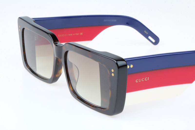 GG0543S Sunglasses In Tortoise Blue