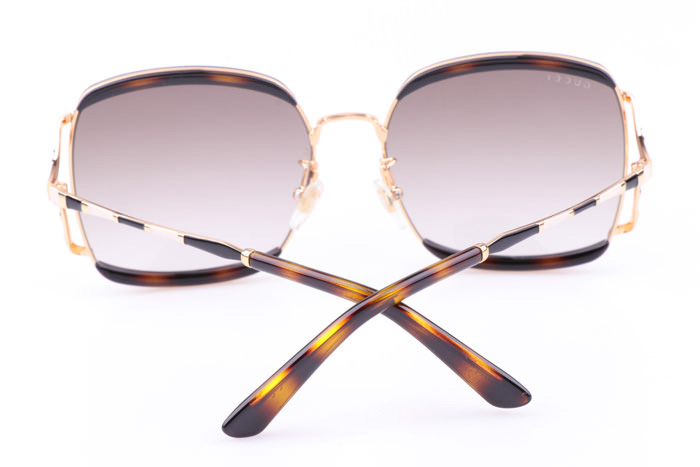 GG0593SA Sunglasses In Tortoise Gold Gradient Brown