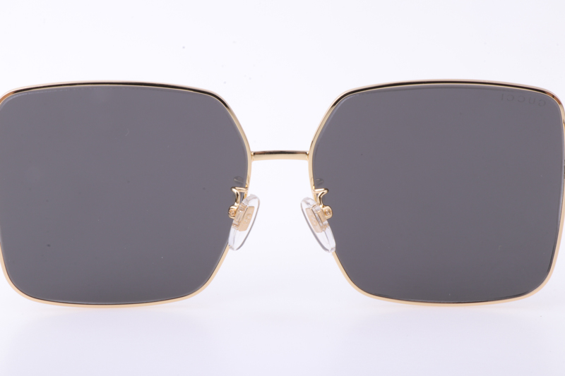 GG0724S Sunglasses In Gold Grey