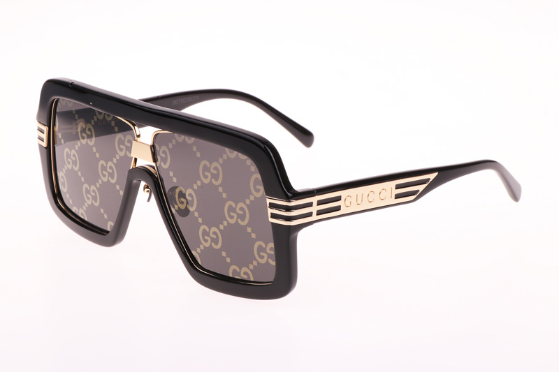 GG0900S Sunglasses In Black Grey Logo Lens