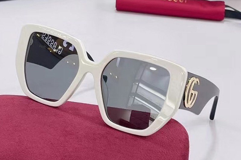 GG0956S Sunglasses In White Black