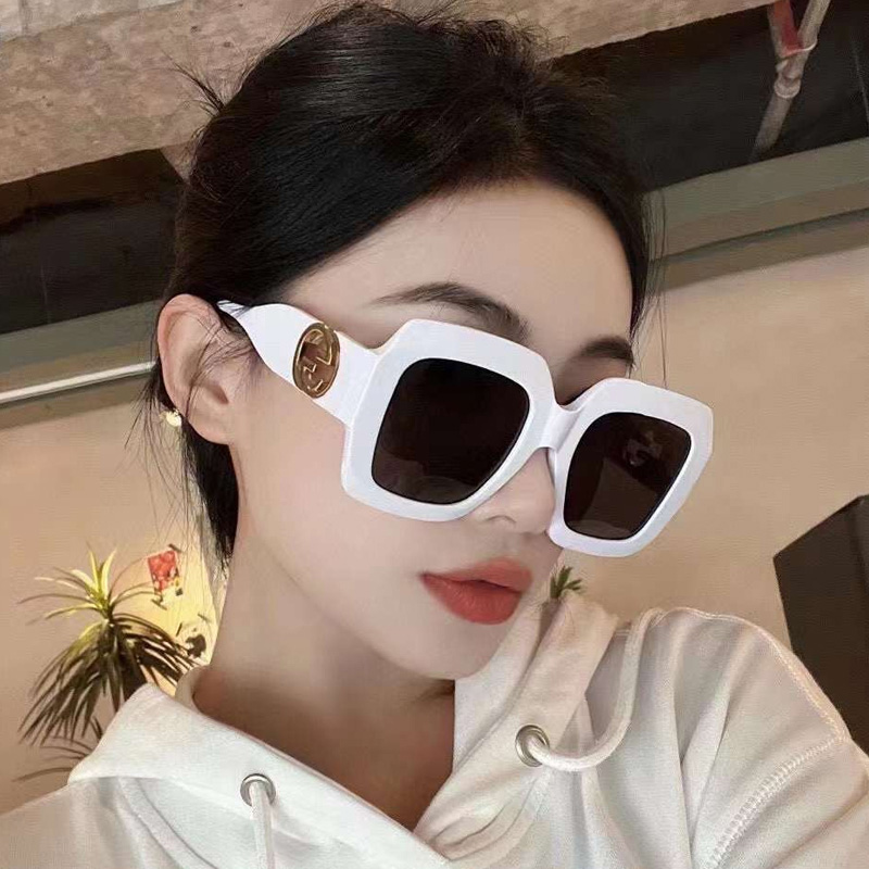 GG1022S Sunglasses White Gray