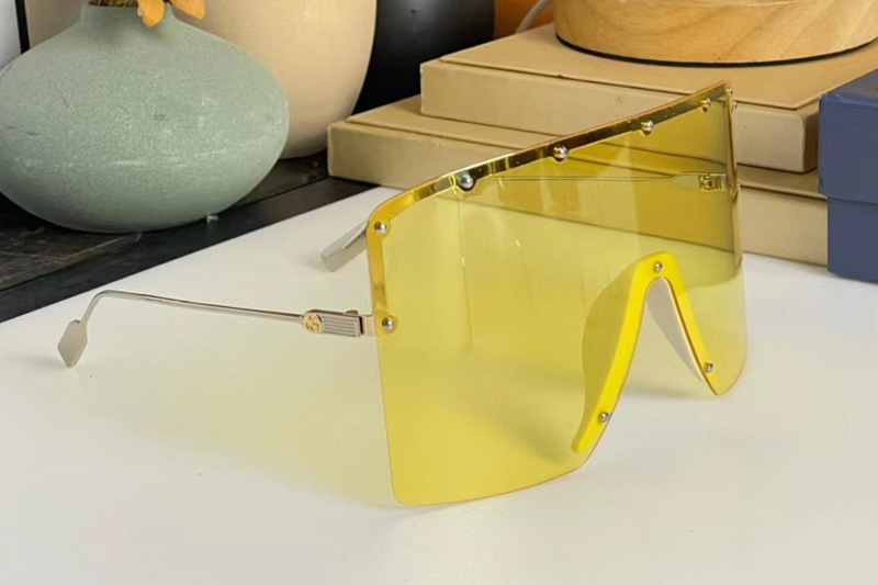 GG1245S Sunglasses In Yellow Yellow