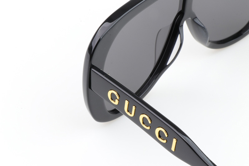 GG1370S Sunglasses In Black Grey Lens