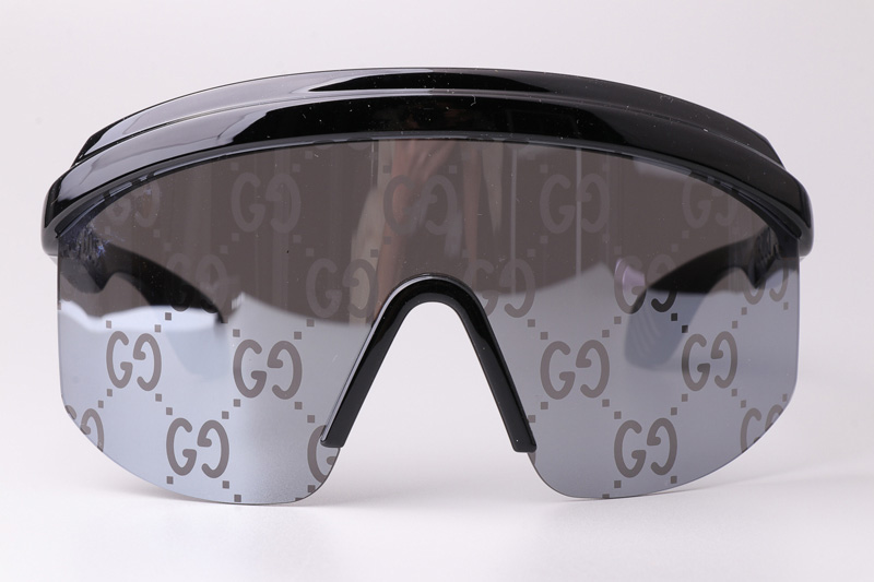 GG1477S Sunglasses Black Silver Logo