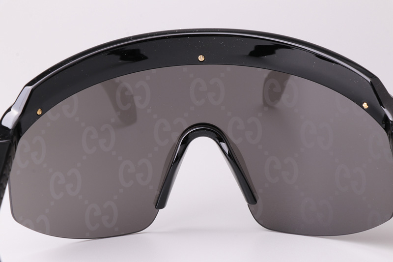 GG1477S Sunglasses Black Silver Logo