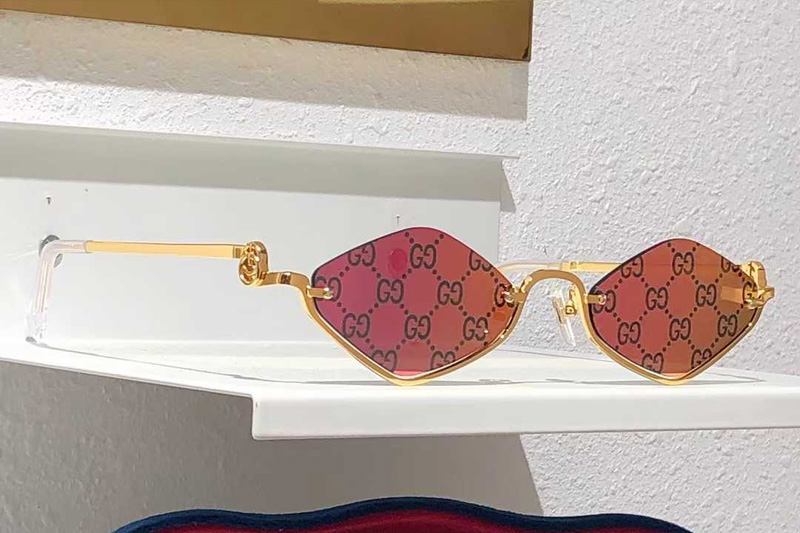 GG1604S Sunglasses Gold Red Logo Flash
