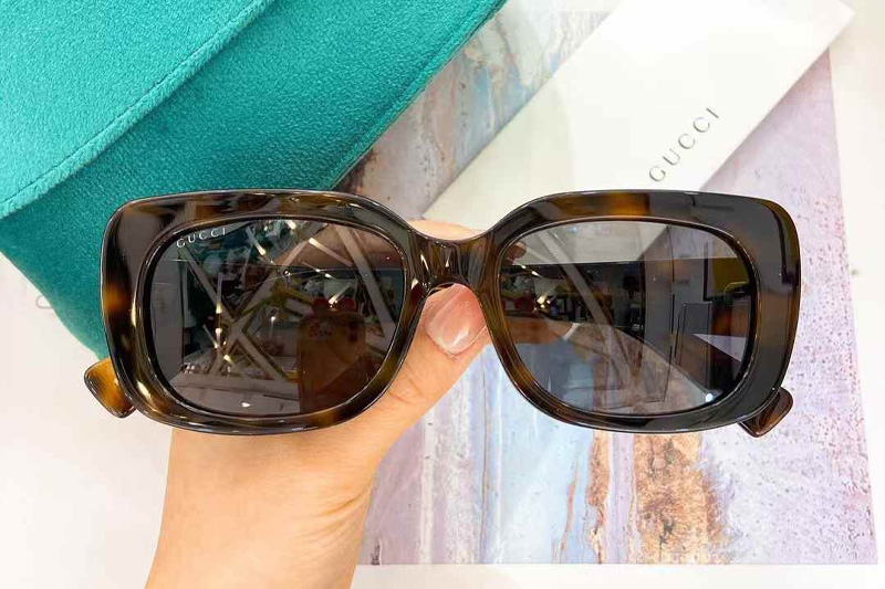 GG1979SK Sunglasses Tortoise Gray