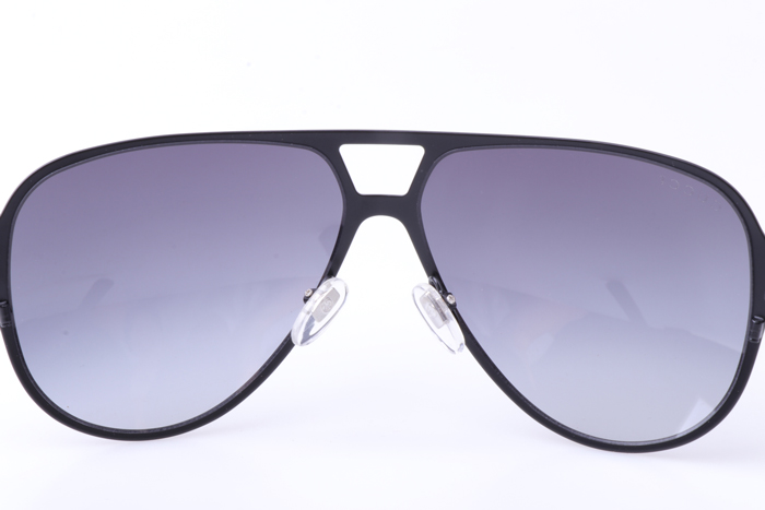 GG2252S Sunglasses In Black
