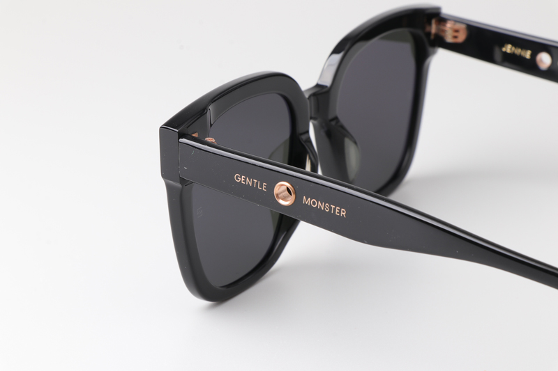 GM Jennie Kuku Sunglasses Black Gray