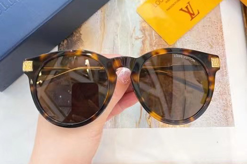 L-V Z1671E Sunglasses In Tortoise Gold