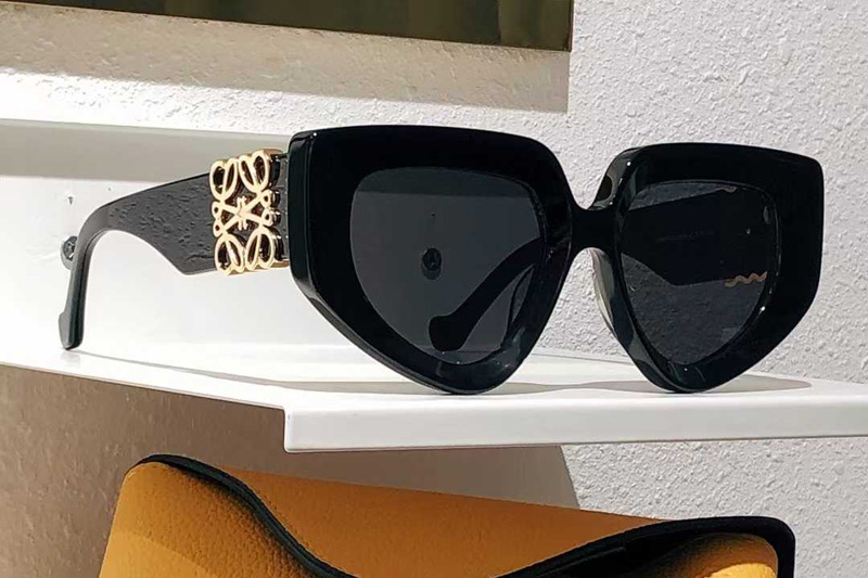 LW40154U Sunglasses Black Gold Gray