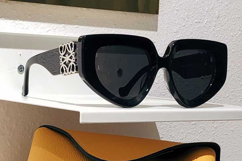 LW40154U Sunglasses Black Silver Gray