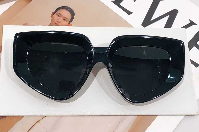 LW40154U Sunglasses Black Silver Gray