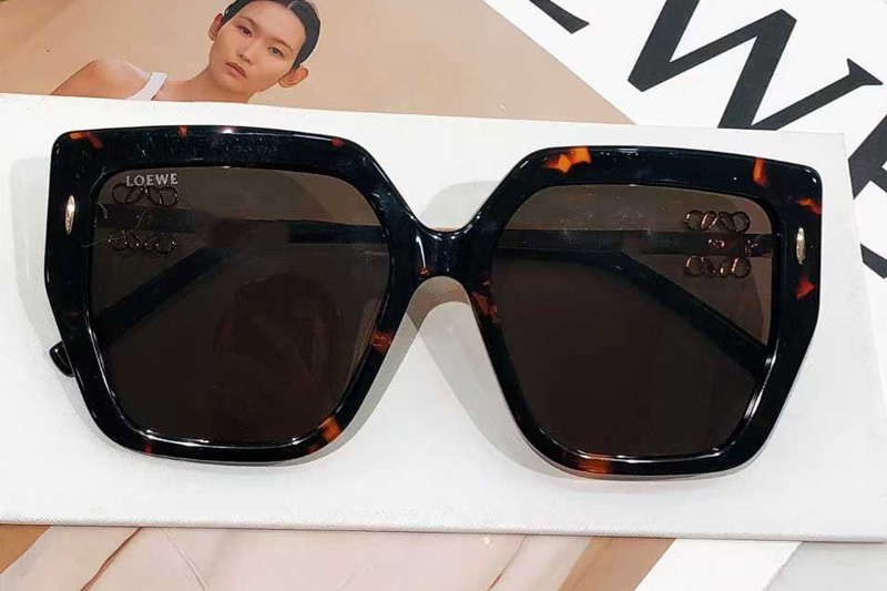 LW50401 Sunglasses Tortoise Brown