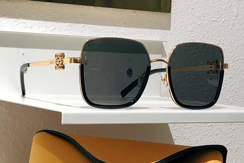 LW50403 Sunglasses Black Gold Gray