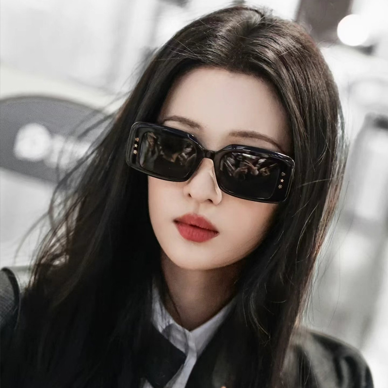 Lucky Charms S1I Sunglasses Black Gray