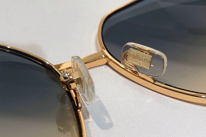 MU147AV Sunglasses Gold Gradient Gray
