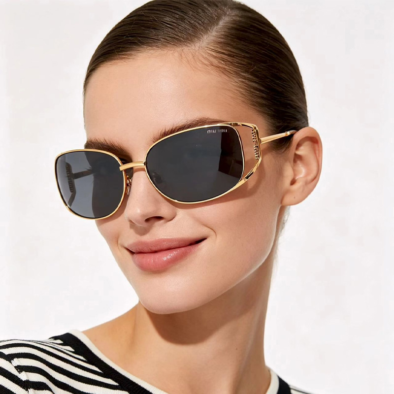 MU148AV Sunglasses Gold Gray