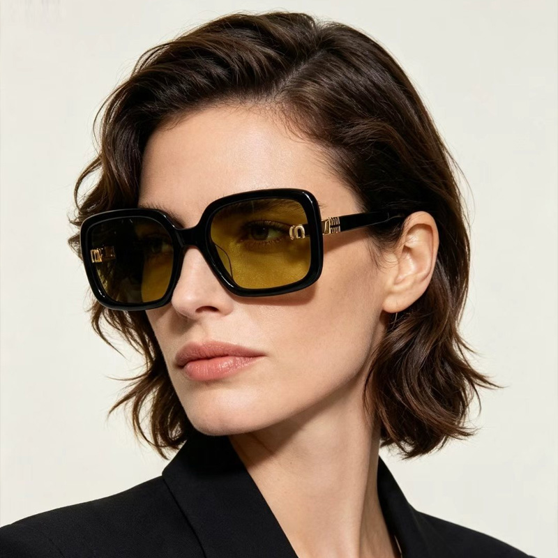 MU155AV Sunglasses Black Yellow
