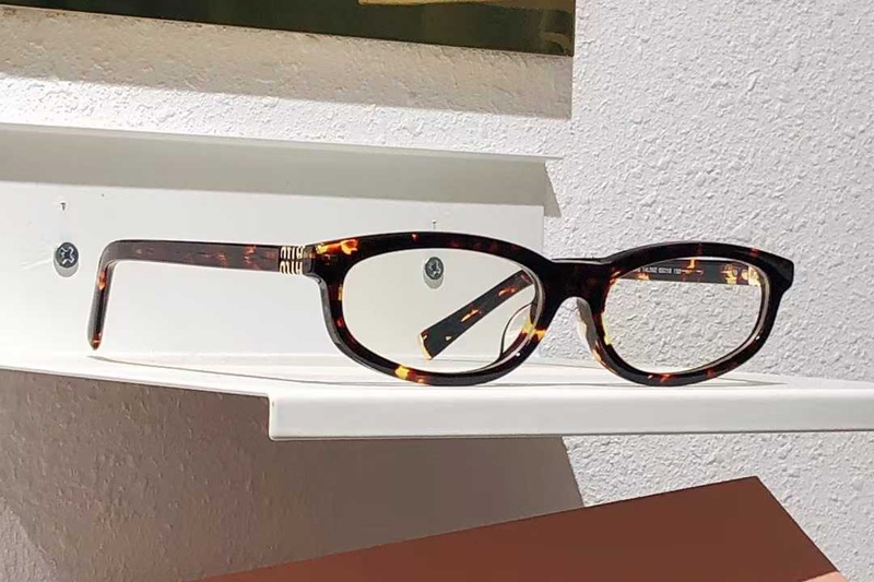 MUA06S Eyeglasses Tortoise